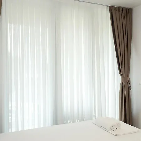 Chic One Apartman *