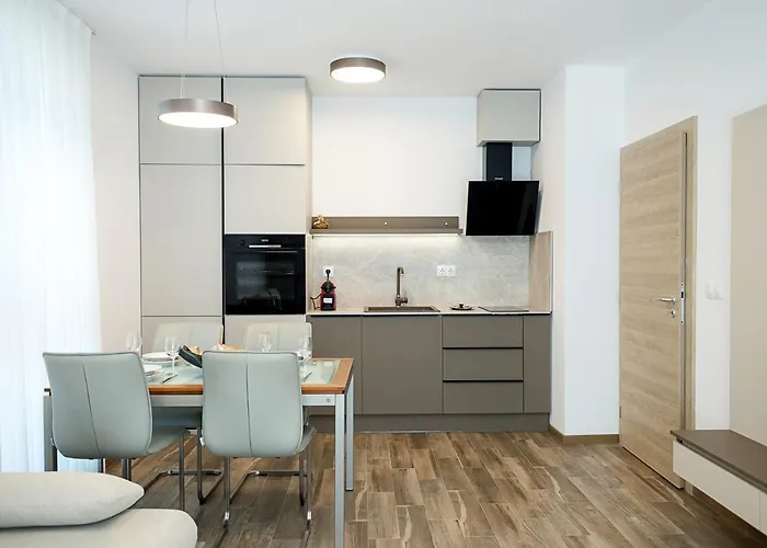 Chic One 아파트 *